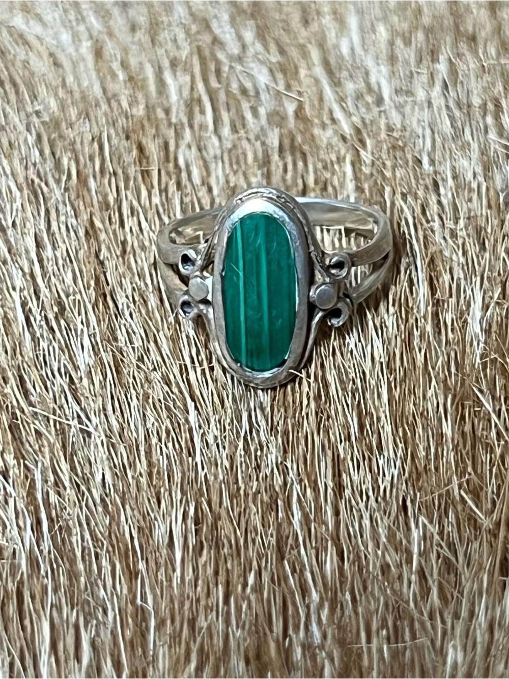 Vintage Sterling Silver Green Malachite Oval Ring